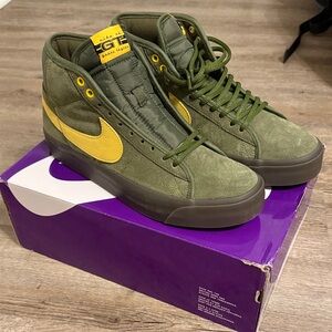 Nike SB Blazer Mid QS Anti-Hero Grant Taylor GT